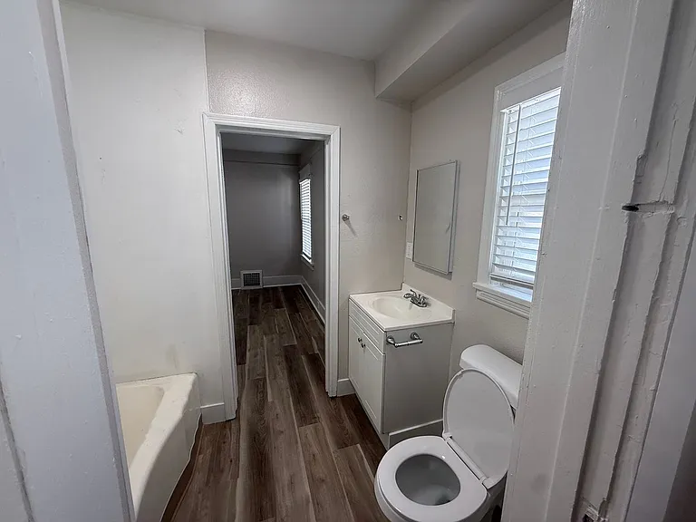 230 Arletta St — Photo 16