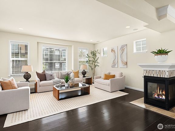 3rd image of 10508 SE 10th Court