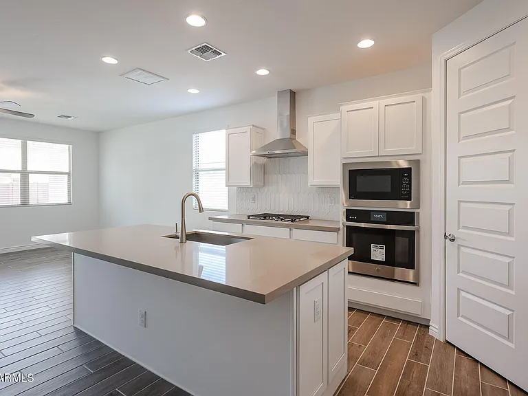 17064 W Briles Rd — Photo 3