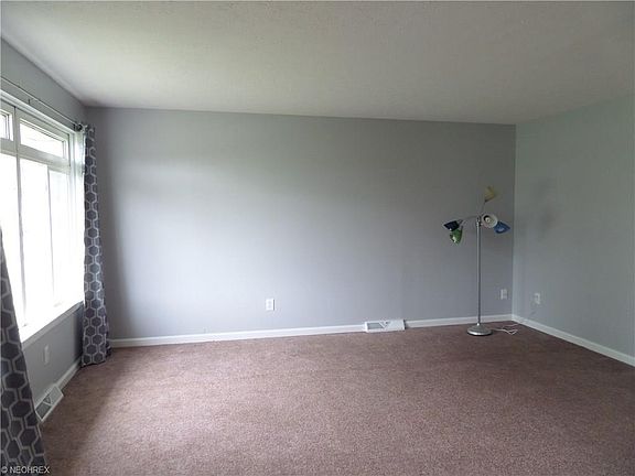 3rd image of 1823 Marietta Ave