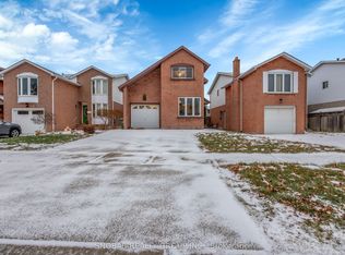 14 Clydebank Pl, Hamilton, ON L8E 4K2