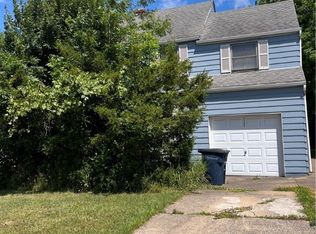 2285 S Green Rd, Beachwood, OH 44122