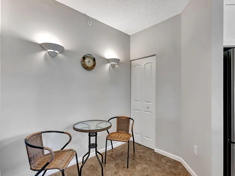 300 Uno Lago Dr #101 — Photo 8