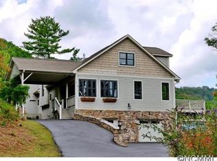 314 Chapel Rd, Lake Lure, NC 28711