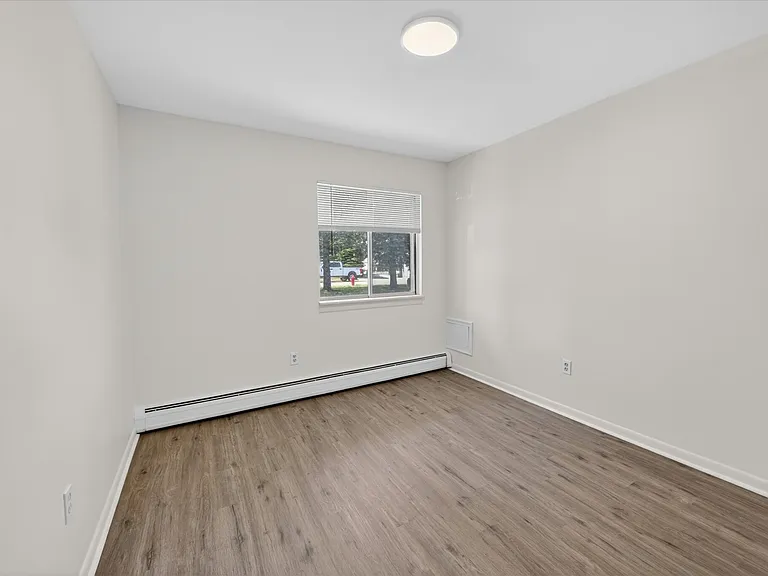 151 E McHattie St #2 — Photo 8
