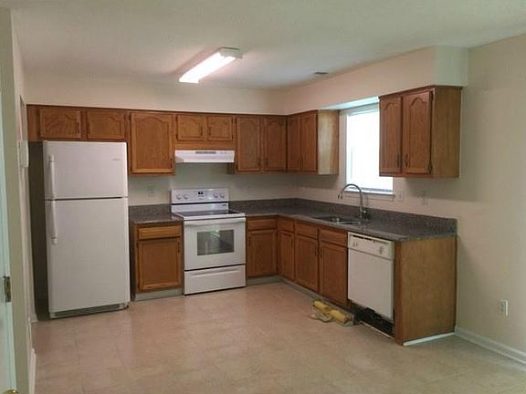 4th image of 2307 Tawnyberry Ln