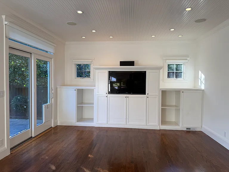 383 Hedge Rd — Photo 14
