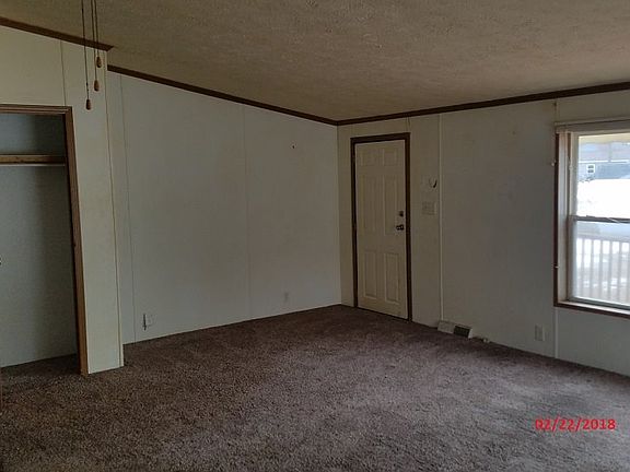 Additional Living Room