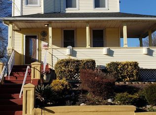 83 Evelyn Pl, Staten Island, NY 10305