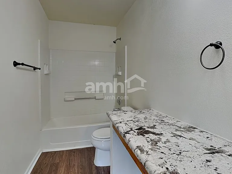 9762 Chambers Dr — Photo 17