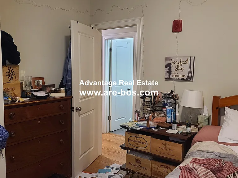121 Webster Ave #1 — Photo 23