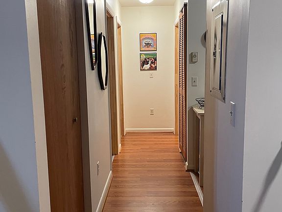 3rd image of 165 Homer Ave APT 2