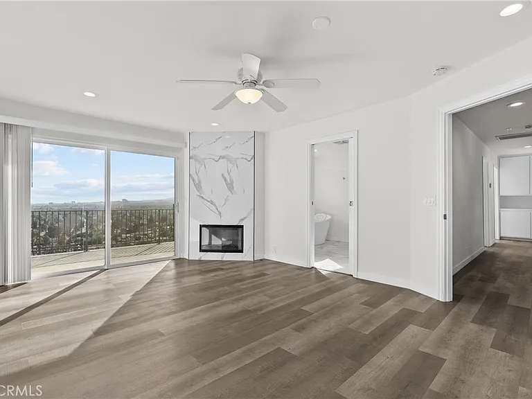 6758 Julie Ln — Photo 32