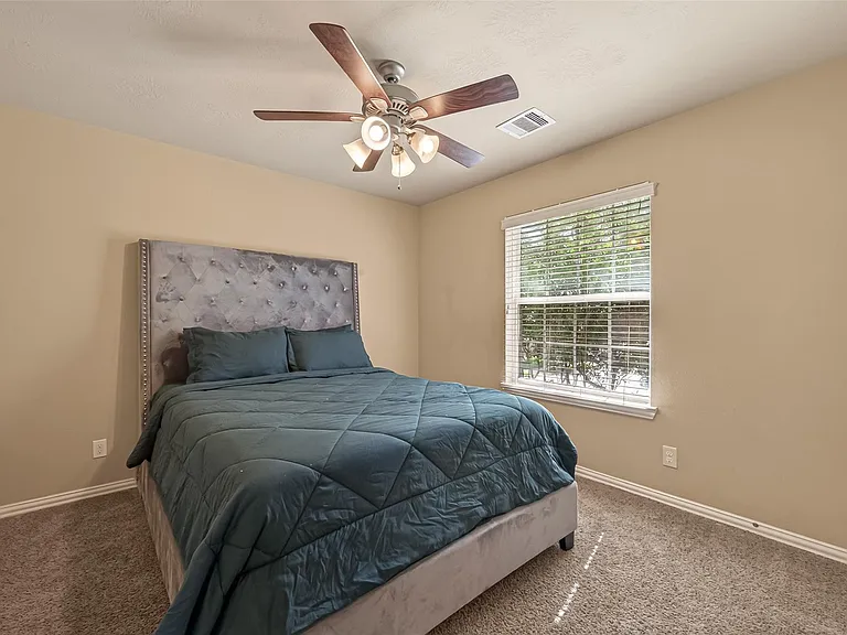 4502 Mallory Creek Dr — Photo 24