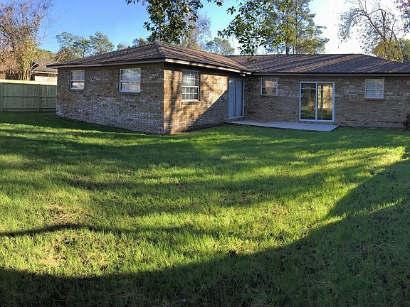 2nd image of 5571 Lofty Pines Cir S