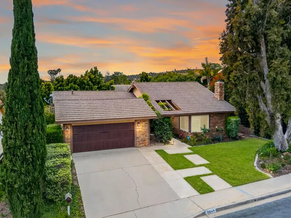2247 Westwood Dr, Camarillo, CA 93010