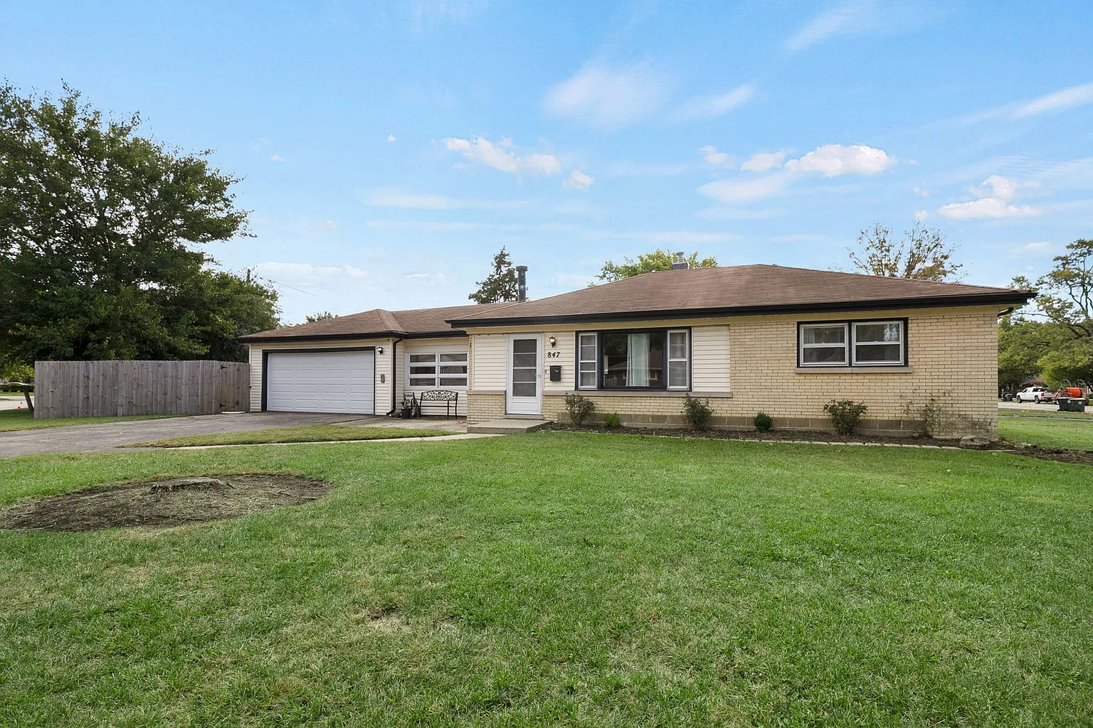 847 McKinley Ave photo 1