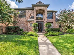 11727 Pecan Creek Dr, Houston, TX 77043