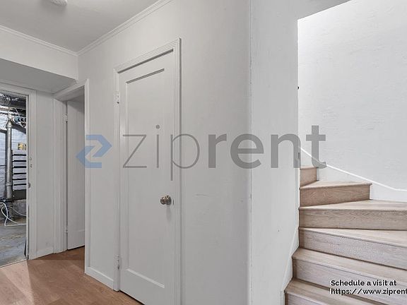 4th image of 1822 40th Ave