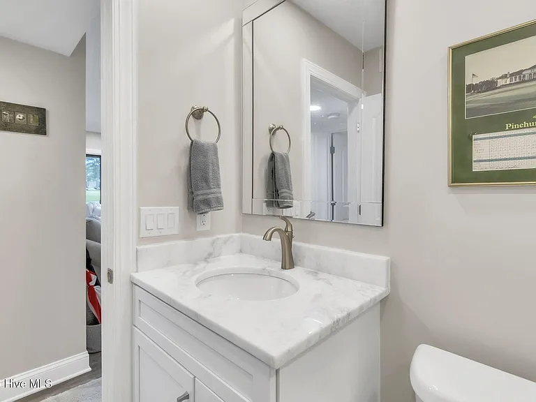 800 Saint Andrews Dr #205 — Photo 17