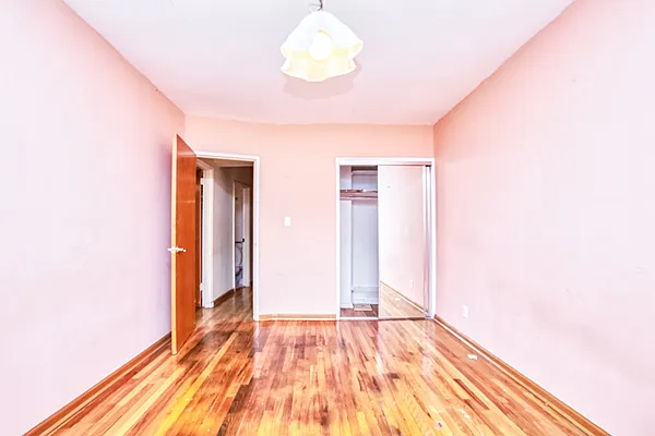 Sold by Maximillion Realty, Inc. | media 50