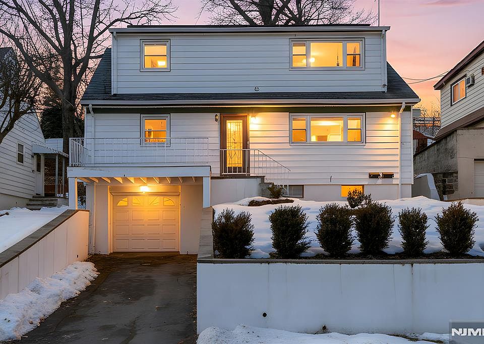 1st image of 86 Katz Ave
