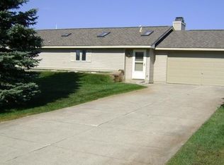 1580 Dormie Dr, Gladwin, MI 48624