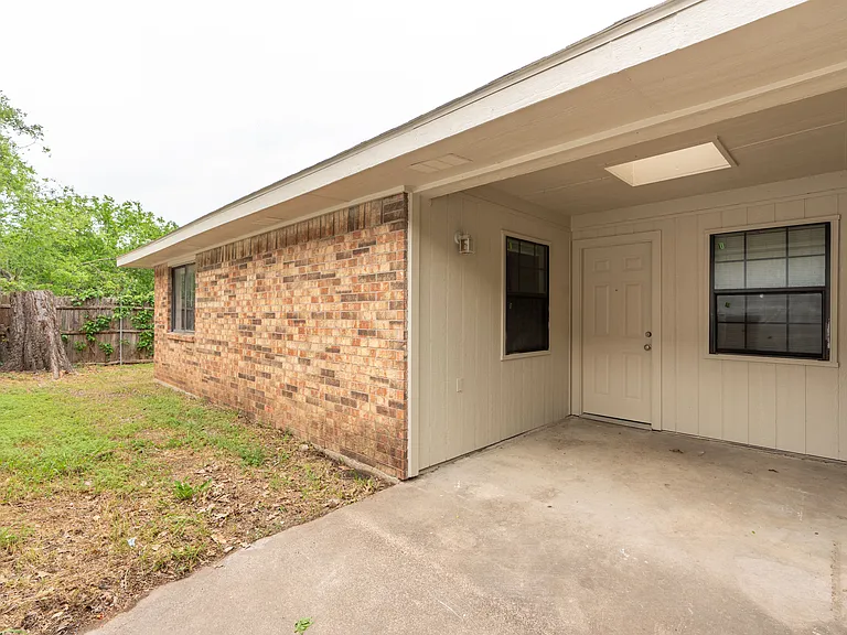 5417 Knollridge Dr — Photo 20