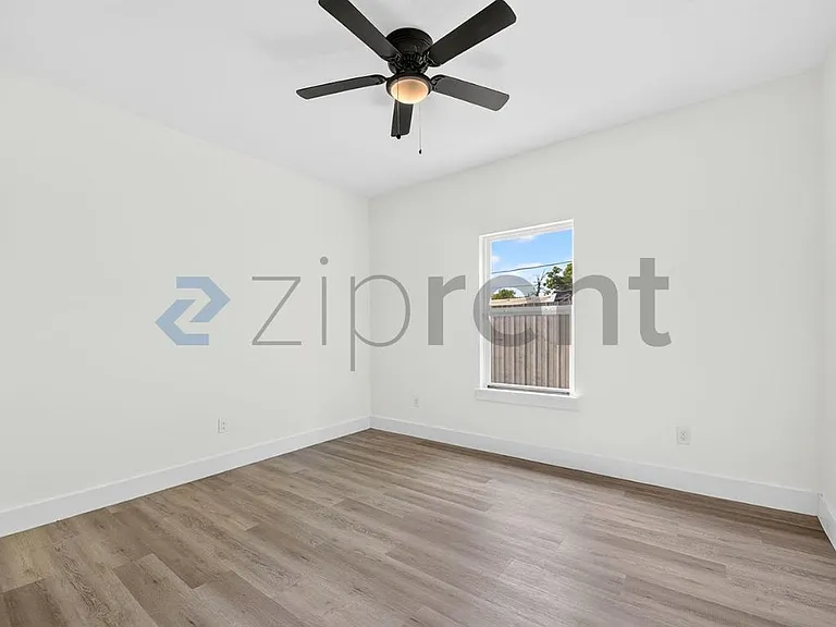 4941 Townsend Dr — Photo 21