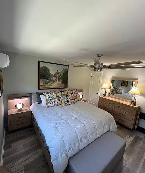 Bedroom 2 King