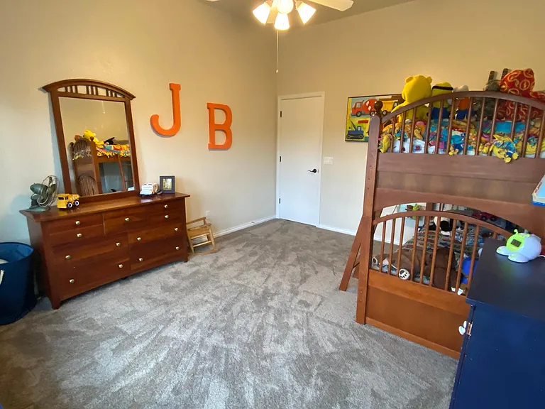 2625 Heathrow Dr — Photo 17