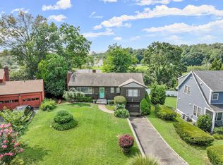 39 Aquila Rd, Stamford, CT 06902