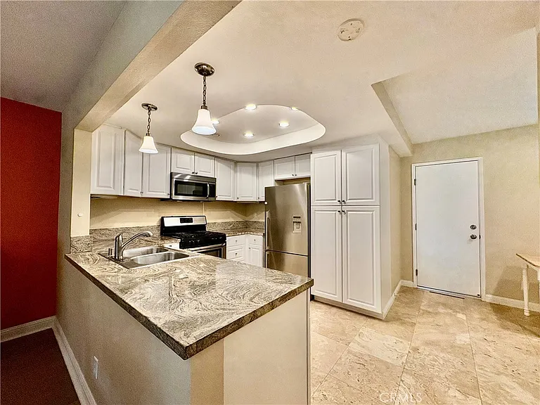 27062 Mill Pond Rd — Photo 3