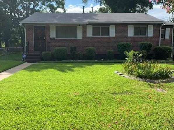 913 Clay St, Portsmouth, VA 23701