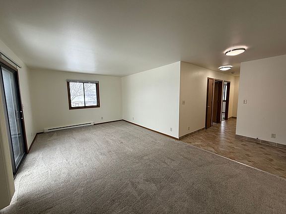 4th image of N88W15067 Cleveland Ave #176