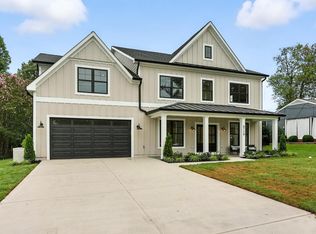 8118 Drayton Ln, Springfield, VA 22151