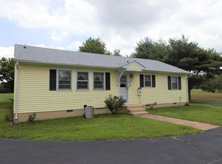 923 Lodge Rd, Callao, VA 22435