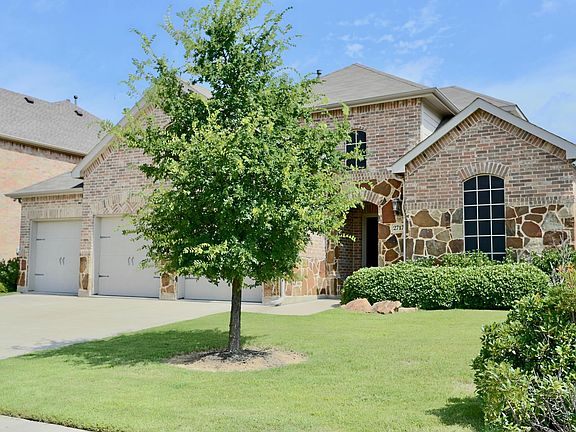 2nd image of 2717 Tradewinds Dr