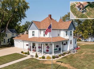 224 E Adams St, O'Fallon, IL 62269