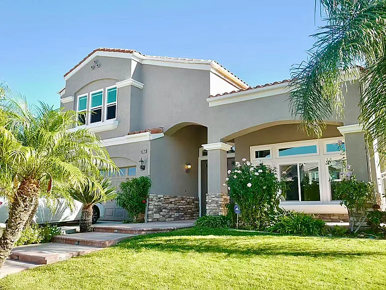 6279 Filly Ct — Photo 1