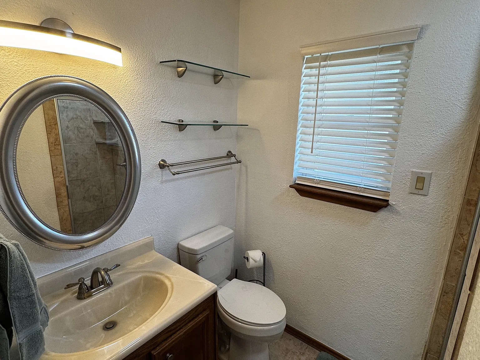 3 bed, 1164 sqft, $1,950 — Photo 4