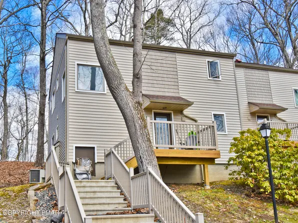 57 Valley View Ct, East Stroudsburg, PA 18301