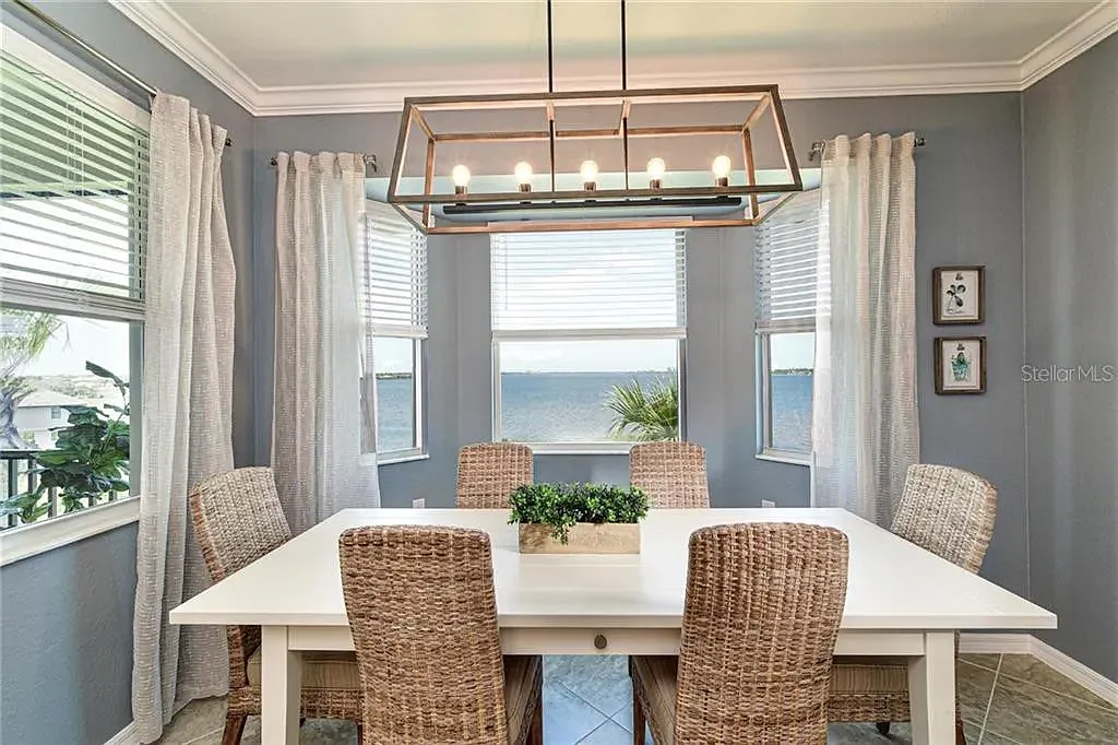 2 bed, 1151 sqft, $3,000 — Photo 3
