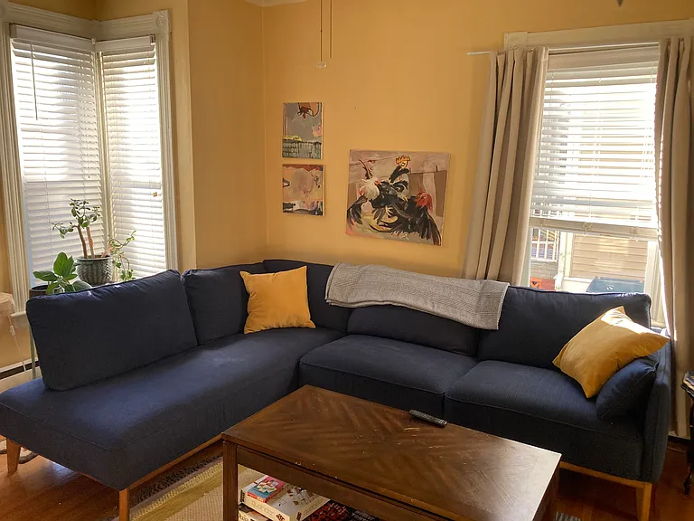 28 Violet St #1 — Photo 8