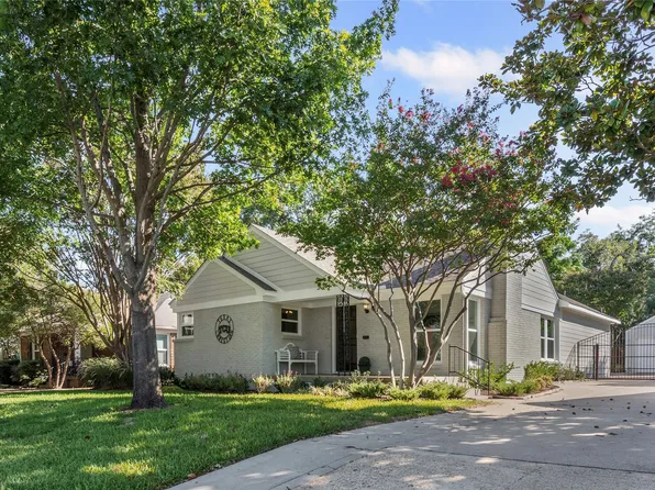 3529 Stadium Dr, Fort Worth, TX 76109