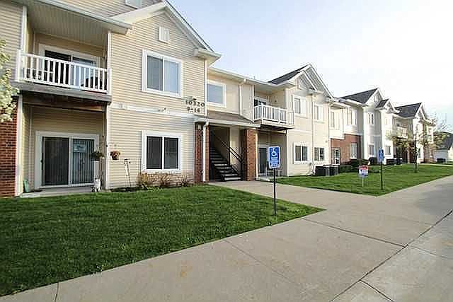 1st image of 10320 Norfolk Dr Unit 9