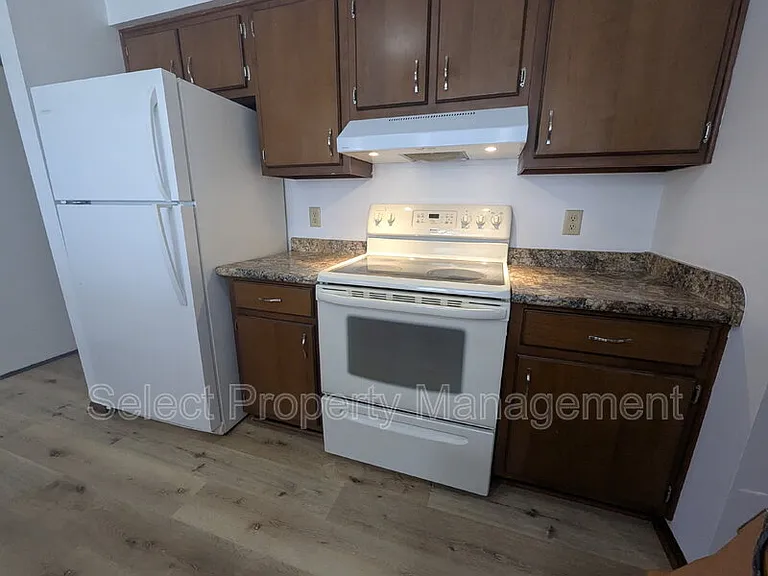 4619 Arlington Pkwy S — Photo 12