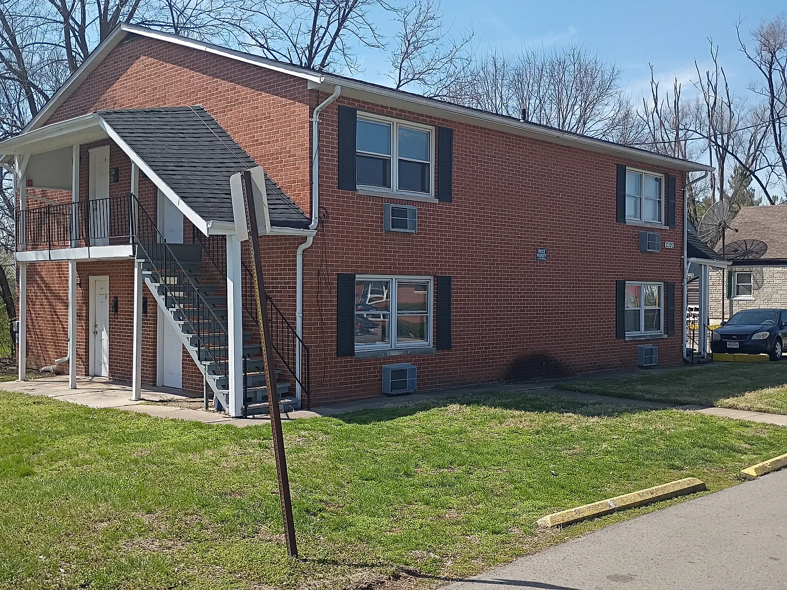 Studio, 369 sqft, $695 — Photo 1