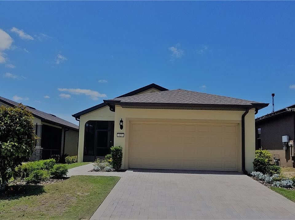 1st image of 527 Pamplona Pl