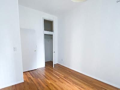 4th image of 103 W 80th St APT 4A